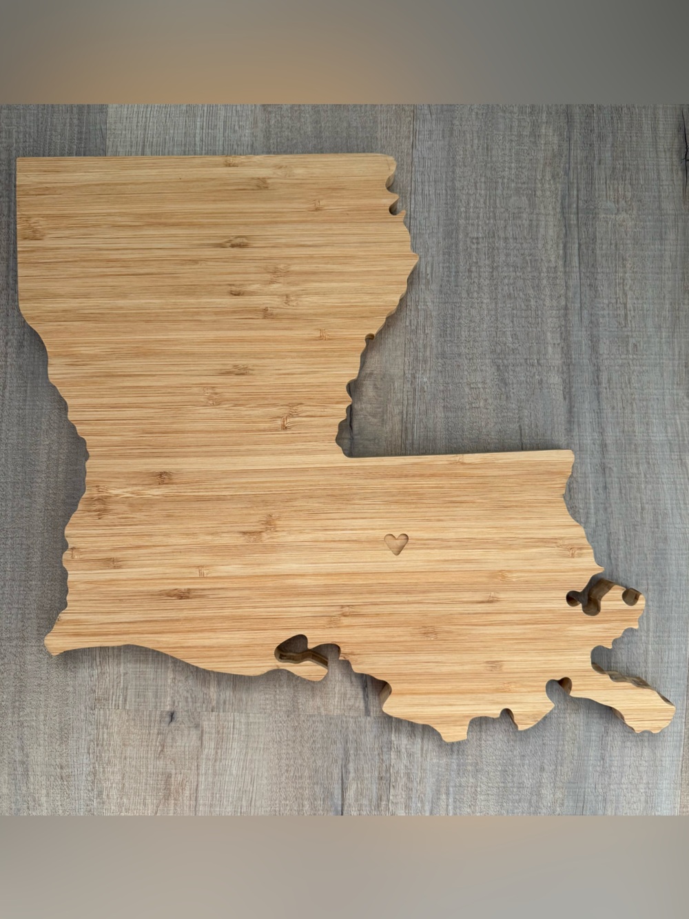 Louisiana State-Shaped Bamboo Smooth Cutting Charcuterie Home Decor Board